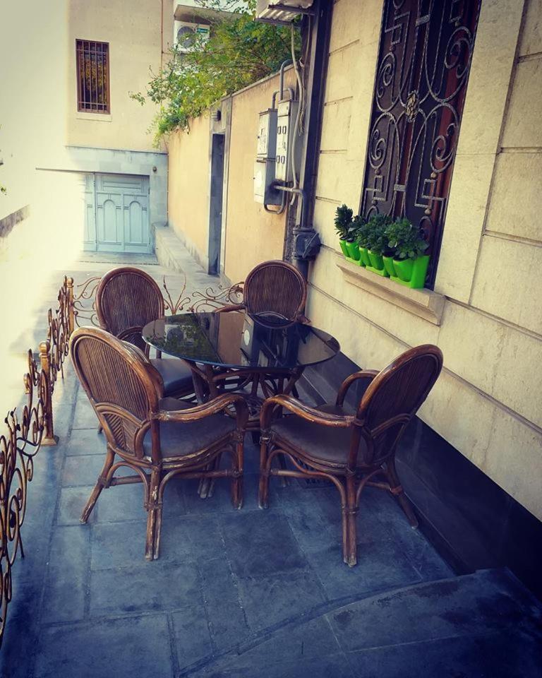 Votre Maison Erévan Extérieur photo