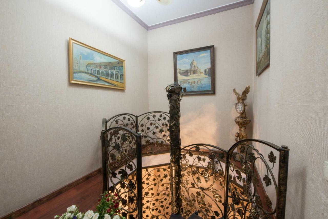 Votre Maison Erévan Extérieur photo